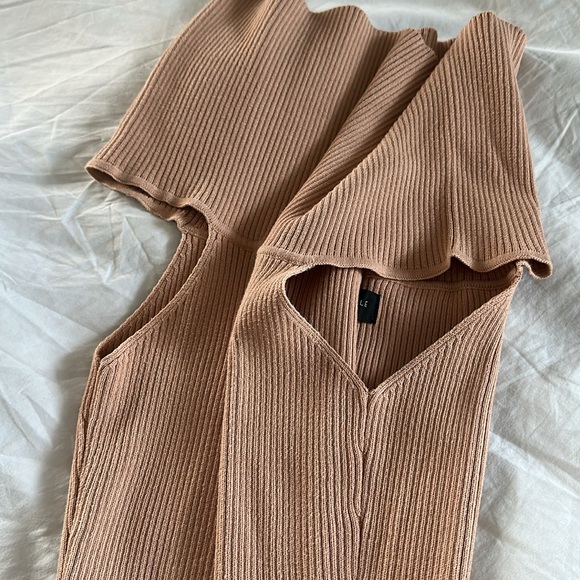 MAJORELLE Lulu Ribbed Knit Sweater Dress in Bone Size Medium - Picture 7 of 10